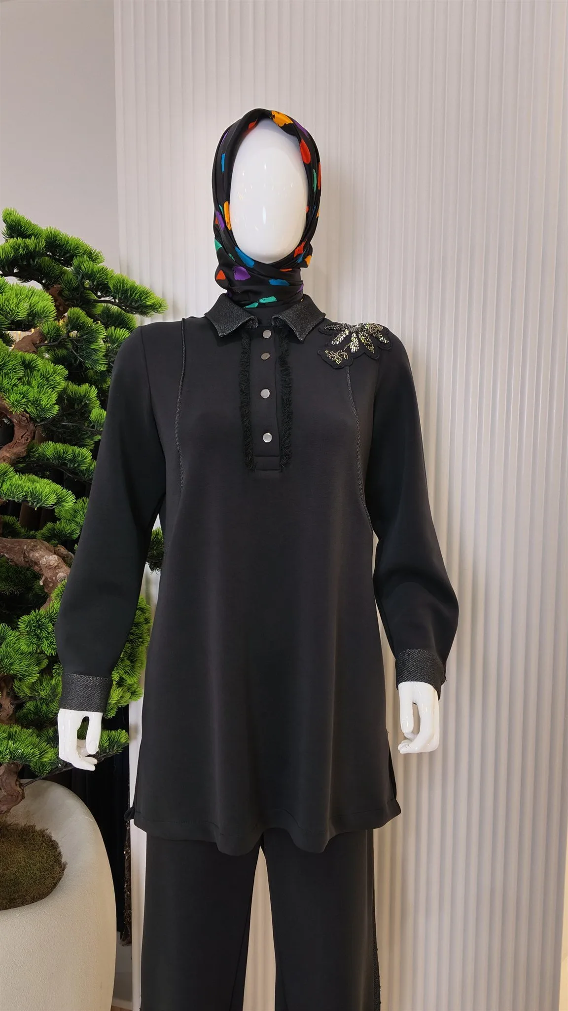 Fuat Gürşen Işıltılı Yaka Detaylı Tunik Pantolon Takım 26K-6214