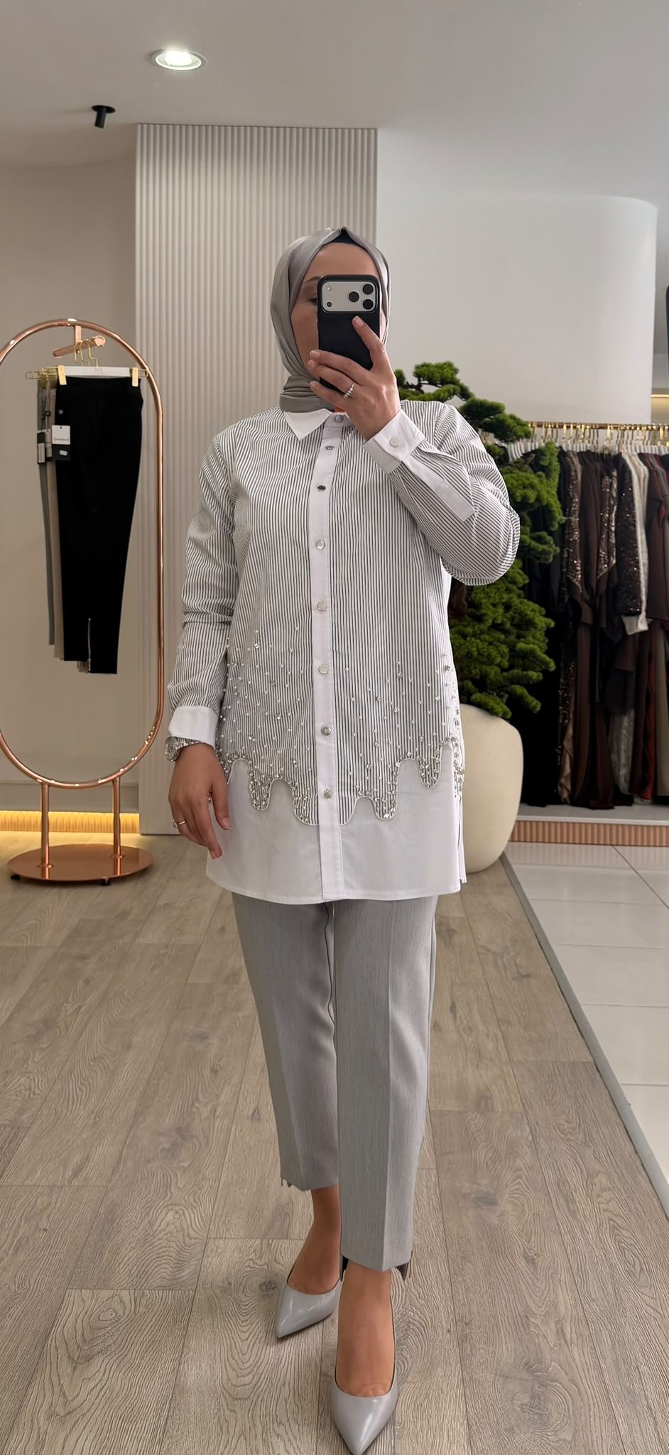 Fuat Gürşen İnci ve Taş İşlemeli Koton Tunik 26K-6303